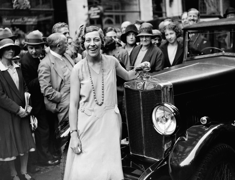 Illustration for article titled One Of Britain's Most Accomplished Female Pilots Worked For The RAF And Raced Cars On The Side